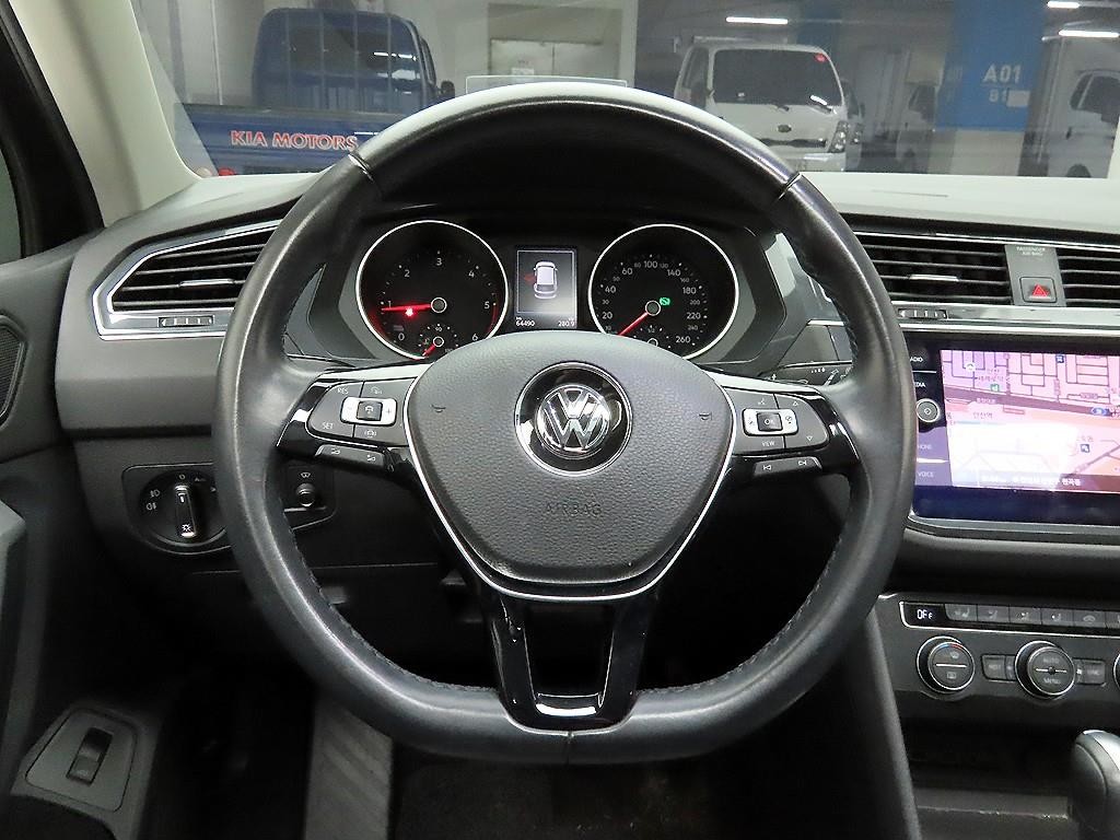 폭스바겐 티구안 티구안(2세대) 2.0 TDI 프레스티지 이미지 8