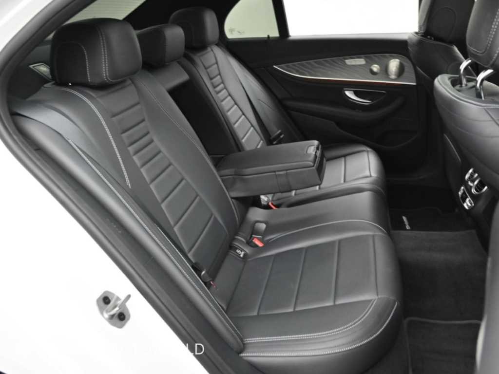 벤츠 E 클래스 E-클래스 W213 E350 4MATIC AMG LINE 이미지 12