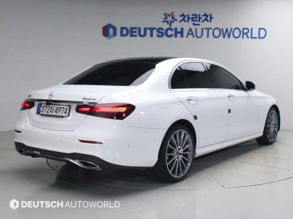 벤츠 E 클래스 E-클래스 W213 E350 4MATIC AMG LINE 이미지 3