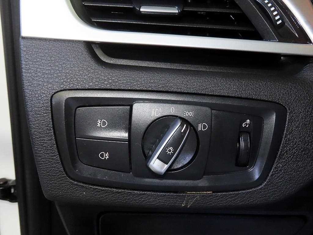 BMW X1 X1 (F48) xDrive 20i 어드밴티지 이미지 13