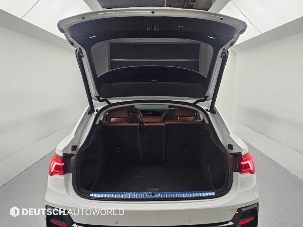 아우디 Q3 Q3 (F3) 35 TDI 스포트백 이미지 19