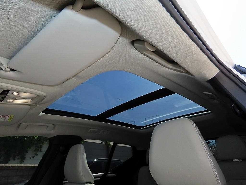 볼보 XC40 B4 AWD 얼티메이트 브라이트 이미지 17