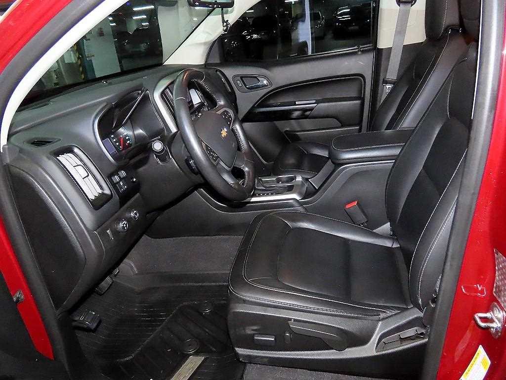 쉐보레 콜로라도 3.6 익스트림-X 4WD 이미지 6