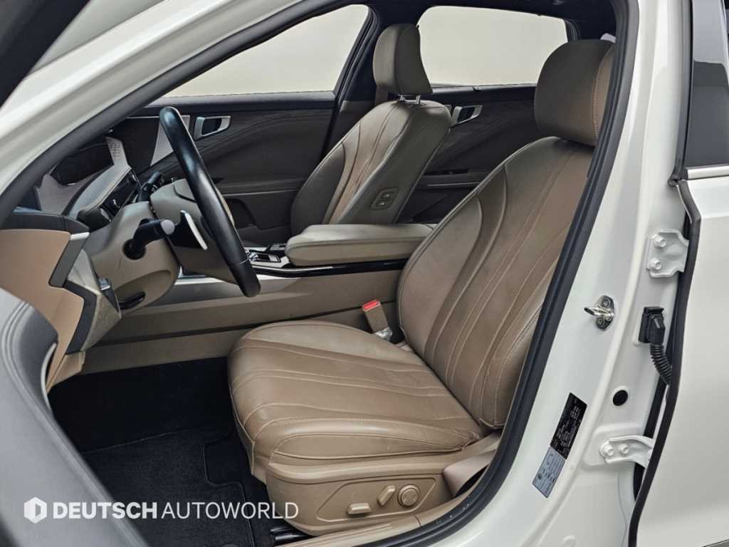 기아 K8 2.5 2WD 노블레스 이미지 12