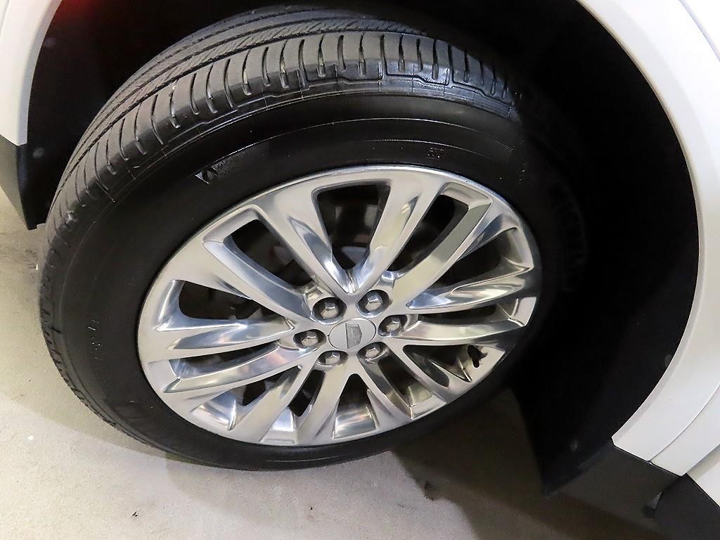 캐딜락 XT5 3.6 플래티넘 AWD 이미지 20