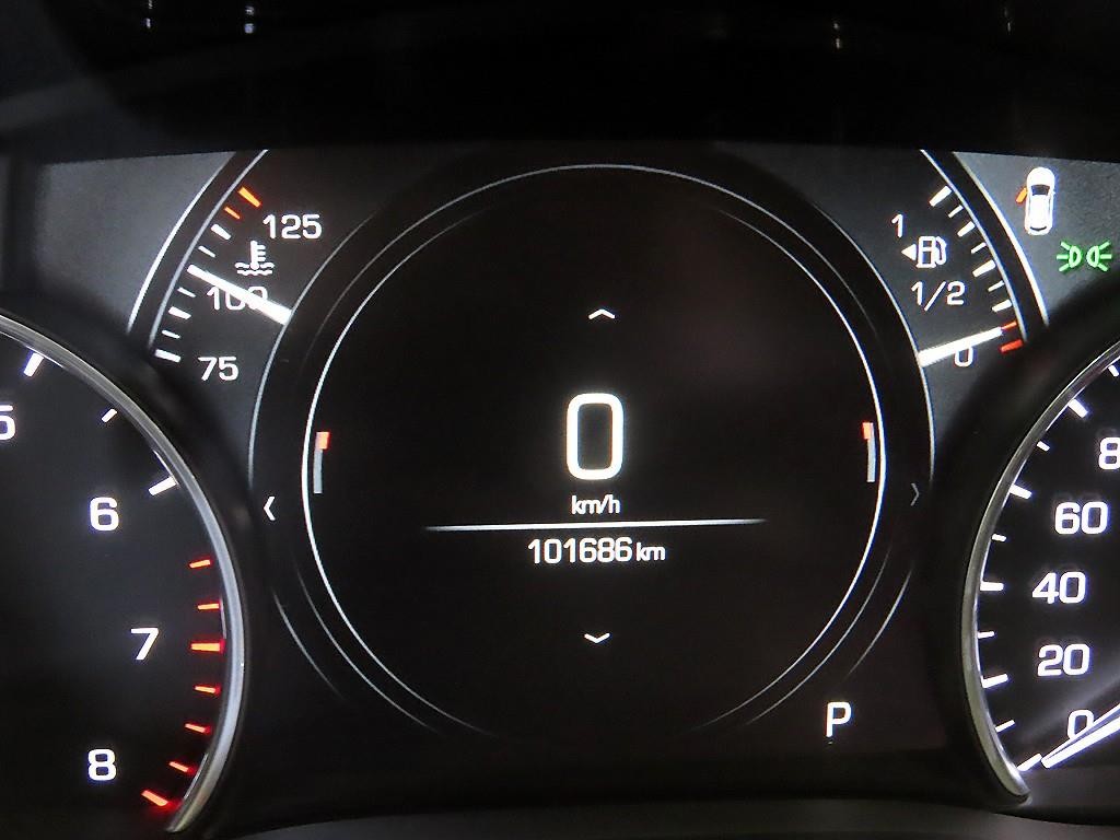캐딜락 XT5 3.6 플래티넘 AWD 이미지 9