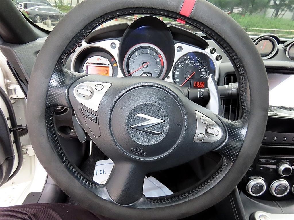 닛산 Z 370Z 쿠페 이미지 7