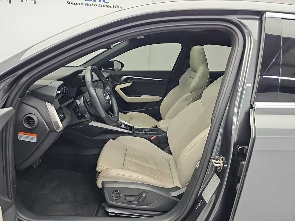 아우디 A3 A3(8Y) 40 TFSI 프리미엄 이미지 11