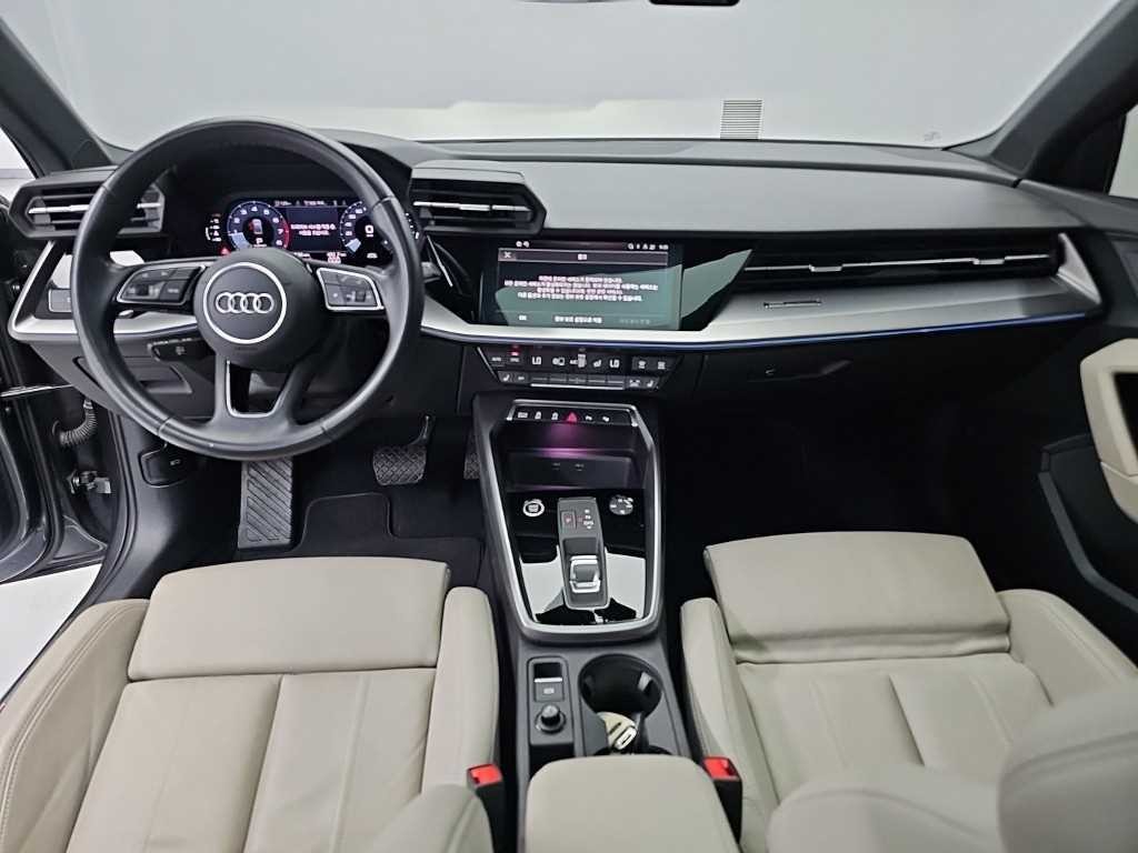 아우디 A3 A3(8Y) 40 TFSI 프리미엄 이미지 7