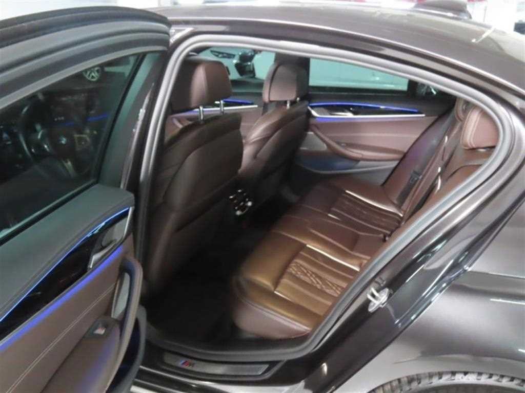 BMW 5시리즈 5시리즈 (G30) 530i M 스포츠 이미지 14