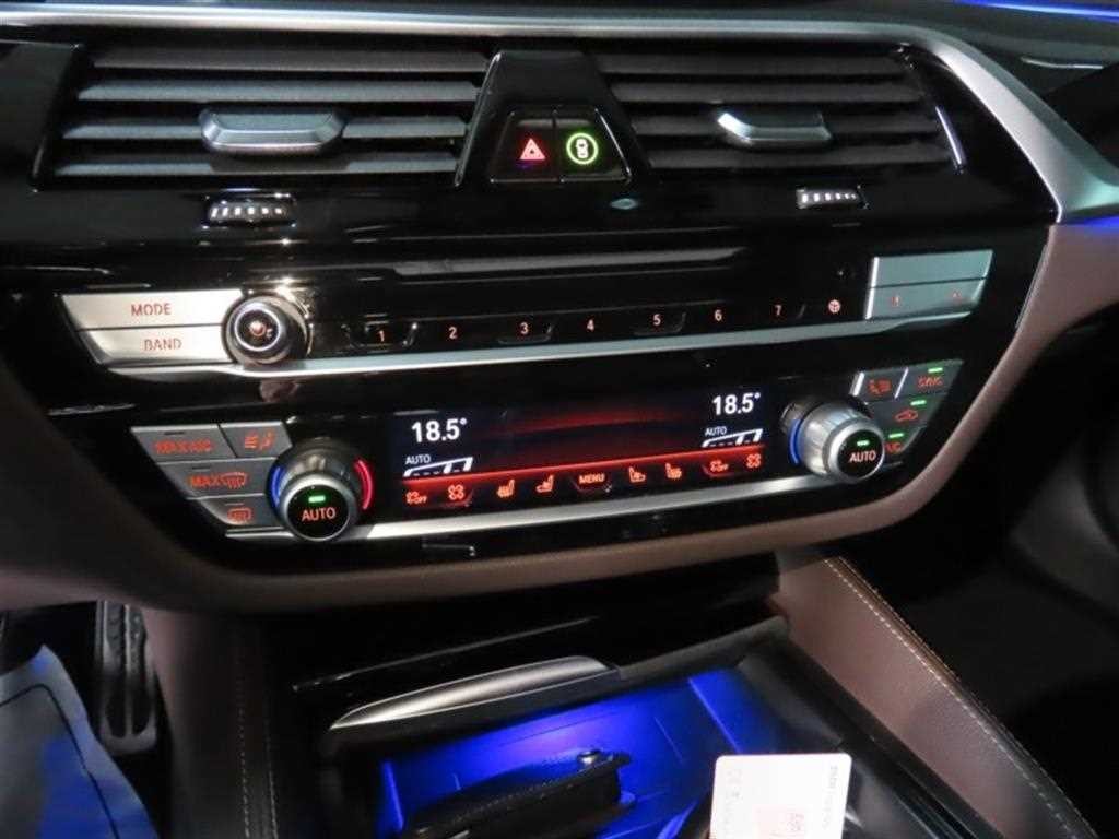 BMW 5시리즈 5시리즈 (G30) 530i M 스포츠 이미지 7
