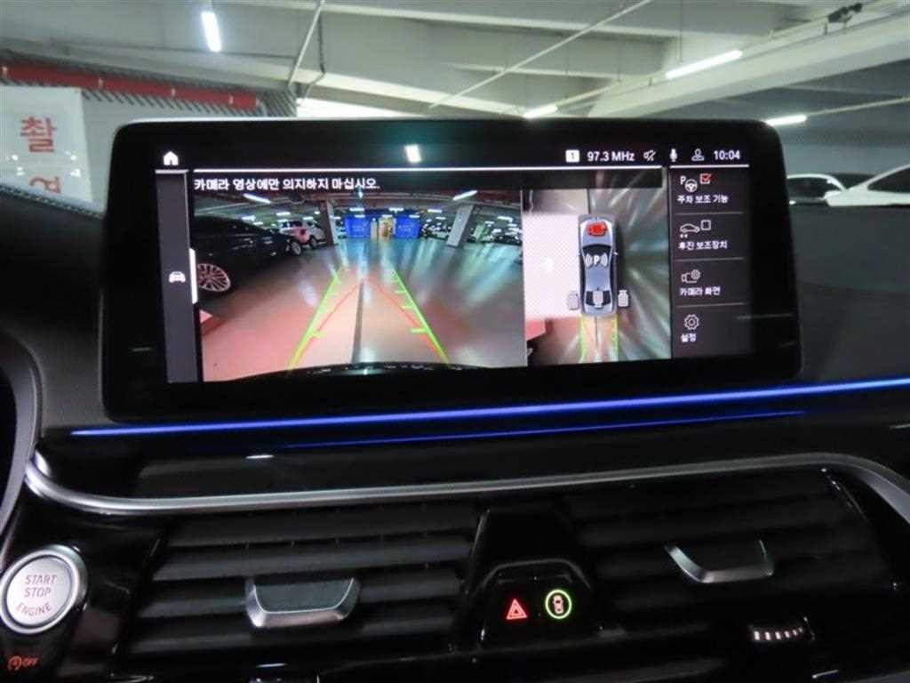 BMW 5시리즈 5시리즈 (G30) 530i M 스포츠 이미지 9