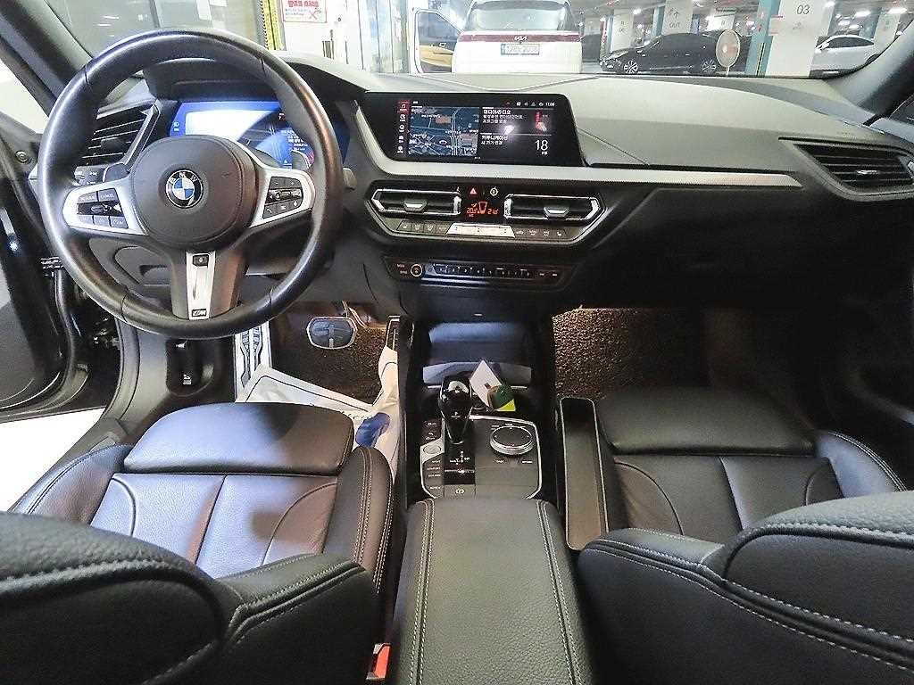 BMW 2시리즈 2시리즈 그란쿠페 (F44) 220i M 스포츠 이미지 10