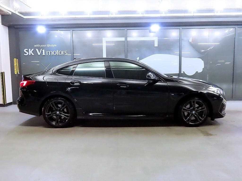 BMW 2시리즈 2시리즈 그란쿠페 (F44) 220i M 스포츠 이미지 3