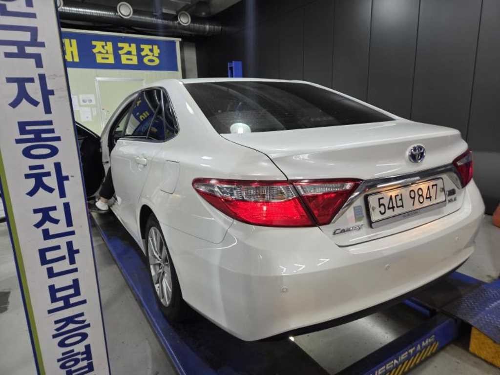 토요타 캠리 뉴캠리 하이브리드 XLE 이미지 5