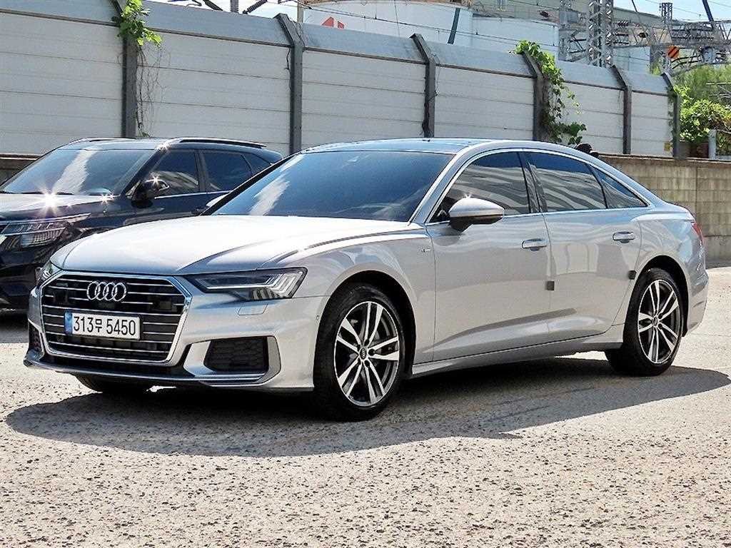 아우디 A6 A6 (C8) 45 TFSI 프리미엄 이미지 2