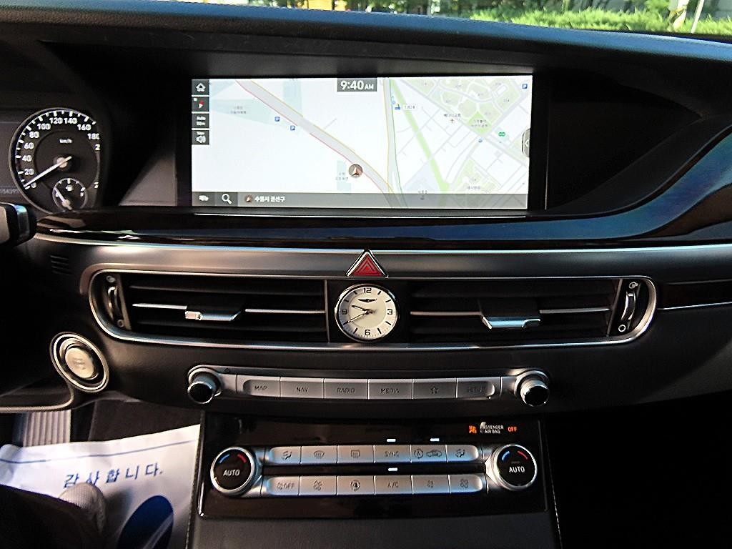제네시스 G90 3.3 T AWD 프리미엄 럭셔리 이미지 13