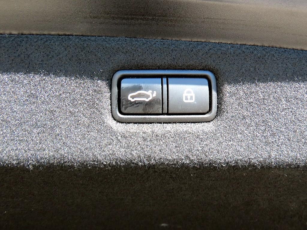 제네시스 G90 3.3 T AWD 프리미엄 럭셔리 이미지 16