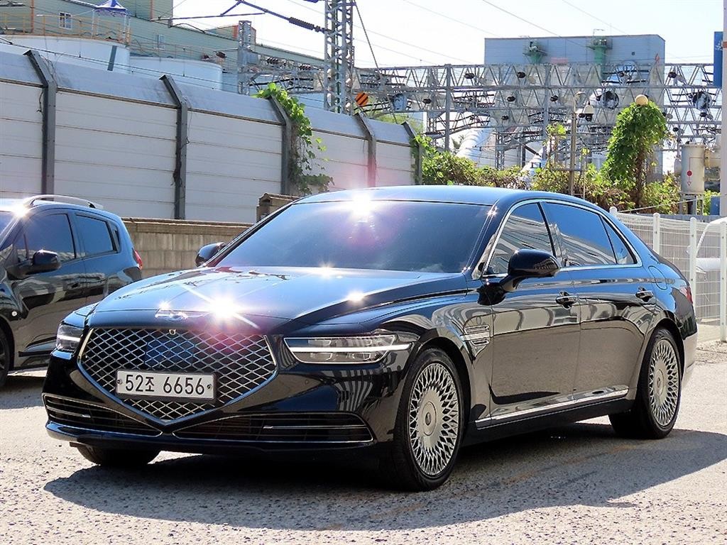 제네시스 G90 3.3 T AWD 프리미엄 럭셔리 이미지 2