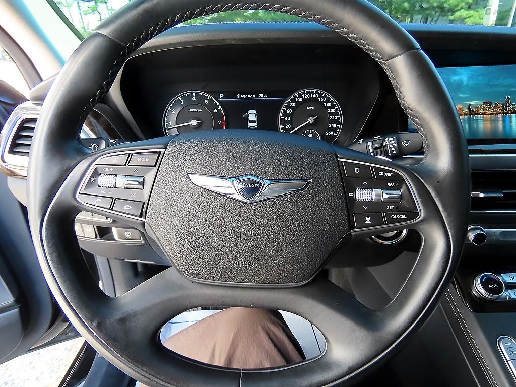 제네시스 G90 3.3 T AWD 프리미엄 럭셔리 이미지 8