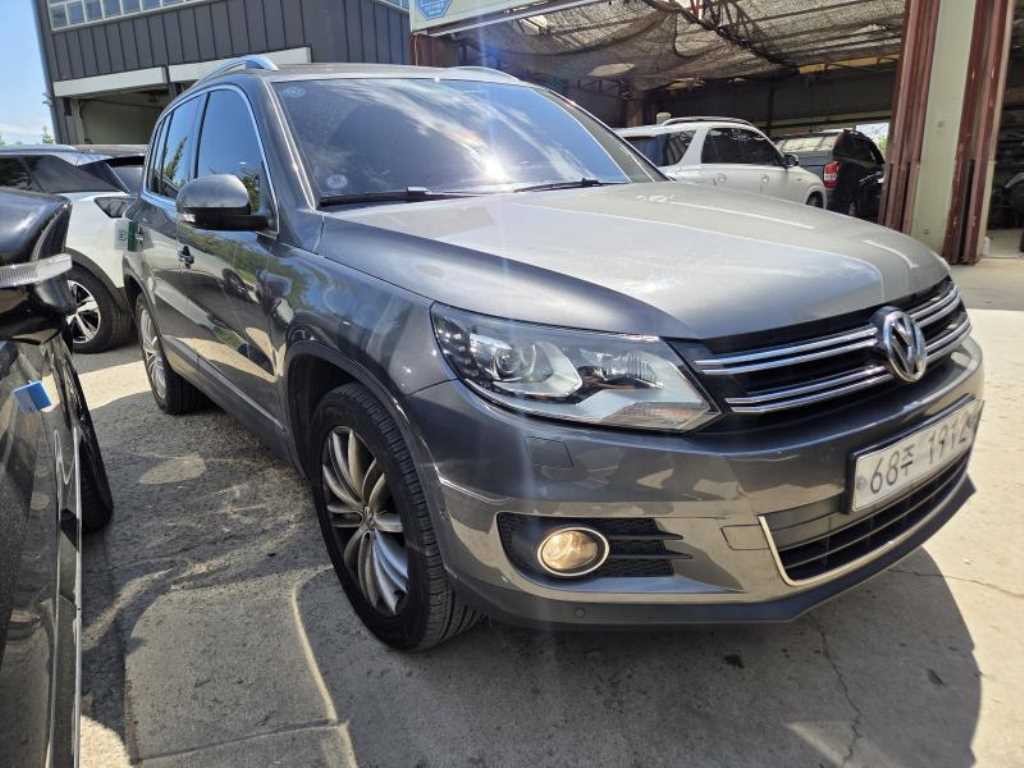 폭스바겐 티구안 뉴티구안 2.0 TDI 블루모션 이미지 3