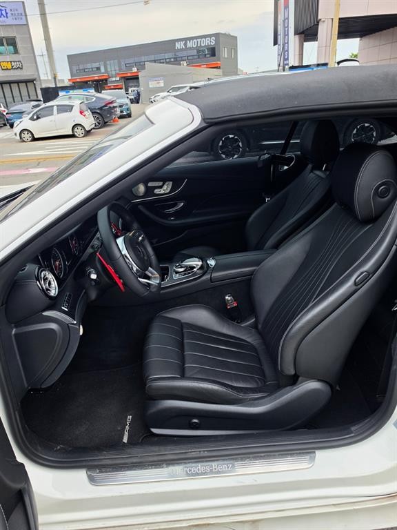 벤츠 E 클래스 E-클래스 W213 E220d 카브리올레 이미지 10