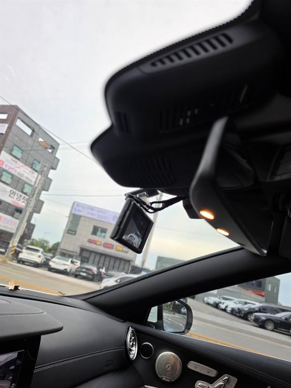 벤츠 E 클래스 E-클래스 W213 E220d 카브리올레 이미지 18