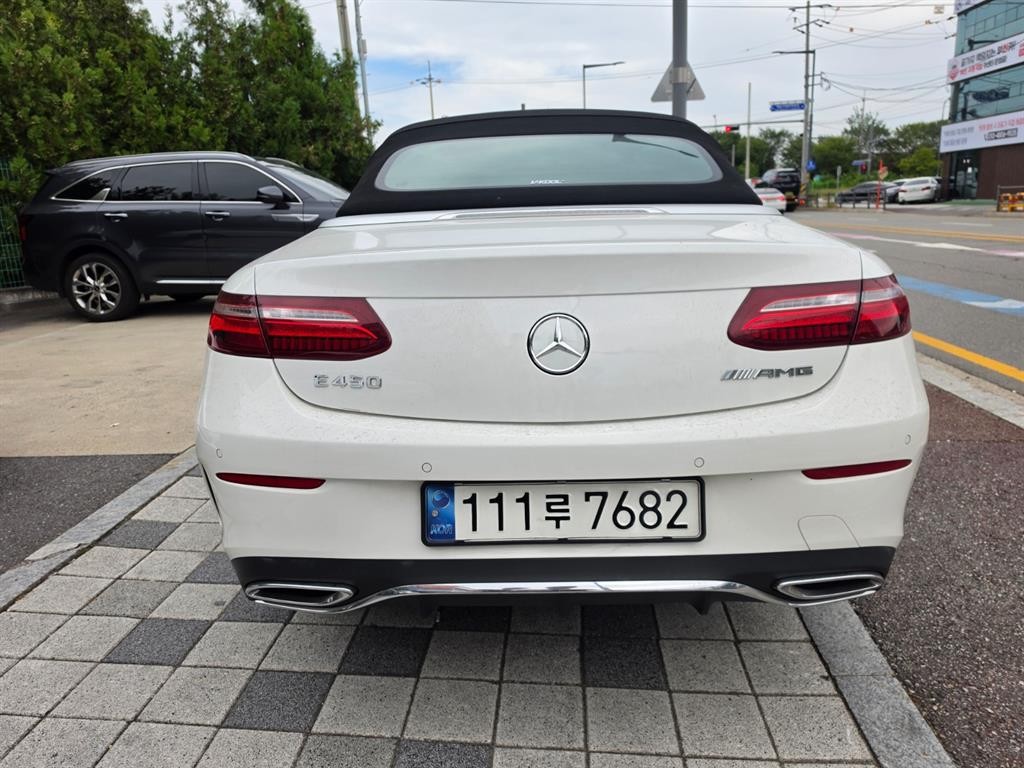 벤츠 E 클래스 E-클래스 W213 E220d 카브리올레 이미지 5