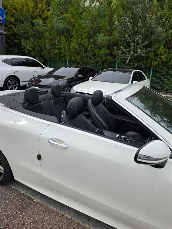 벤츠 E 클래스 E-클래스 W213 E220d 카브리올레 이미지 9