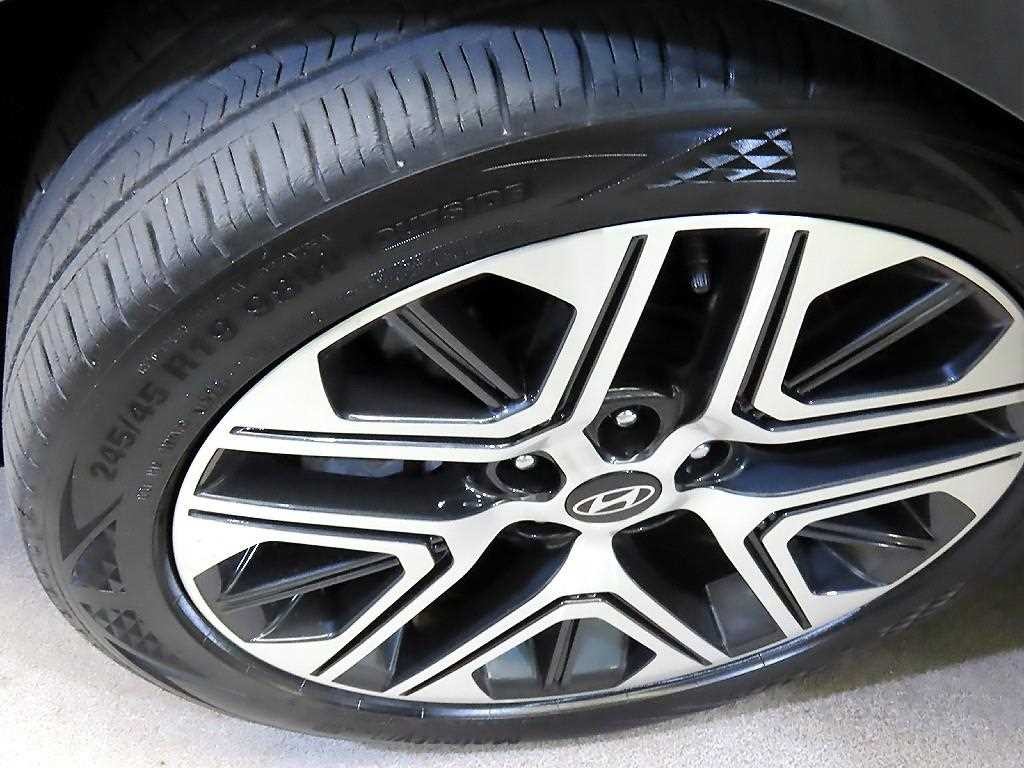 현대 그랜저 그랜저 (GN7) 가솔린 2.5 2WD 프리미엄 이미지 20