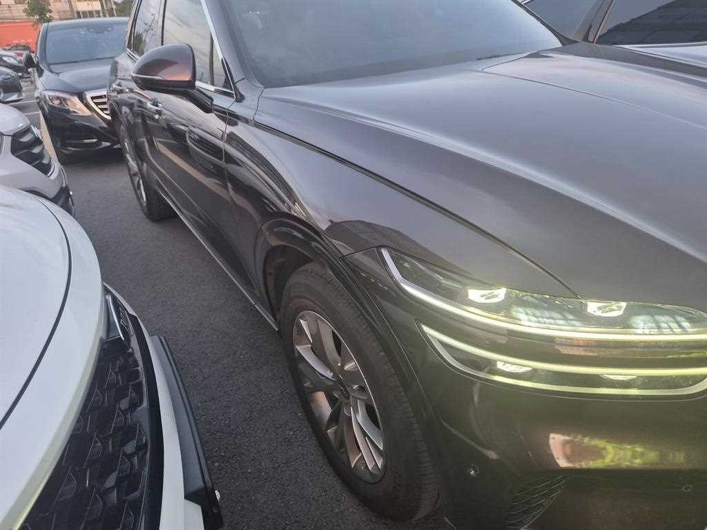제네시스 GV70 2.5T 가솔린 AWD 기본형 이미지 2