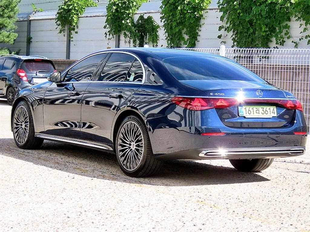 벤츠 E 클래스 E-클래스 W214 E450 4MATIC 익스클루시브 이미지 3