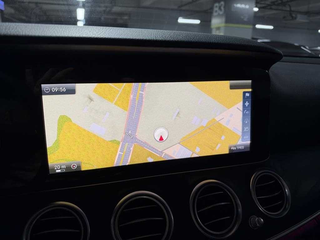 벤츠 E 클래스 E-클래스 W213 E220d 4MATIC 아방가르드 이미지 11