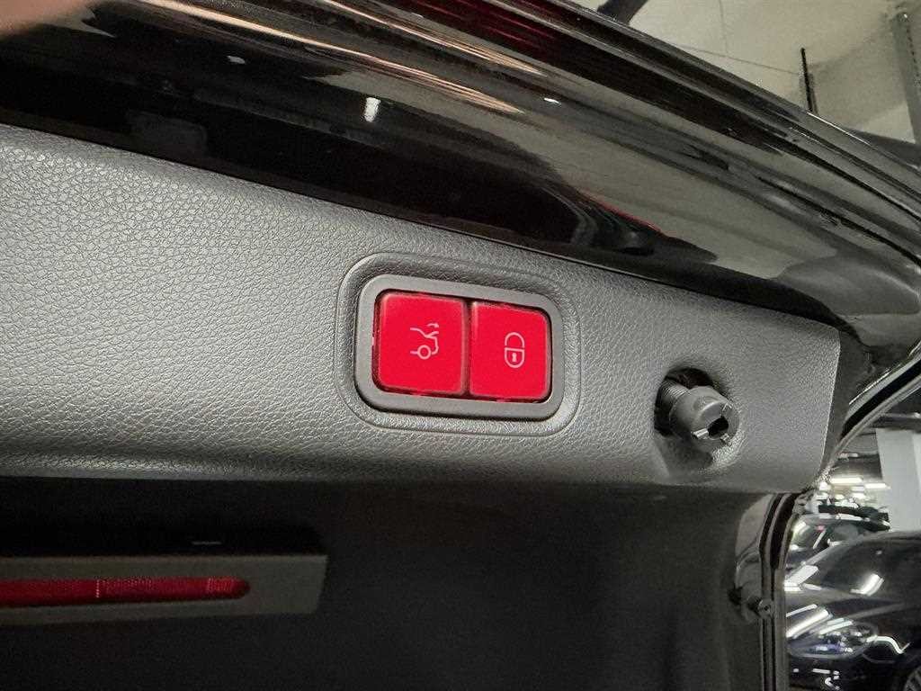 벤츠 E 클래스 E-클래스 W213 E220d 4MATIC 아방가르드 이미지 15
