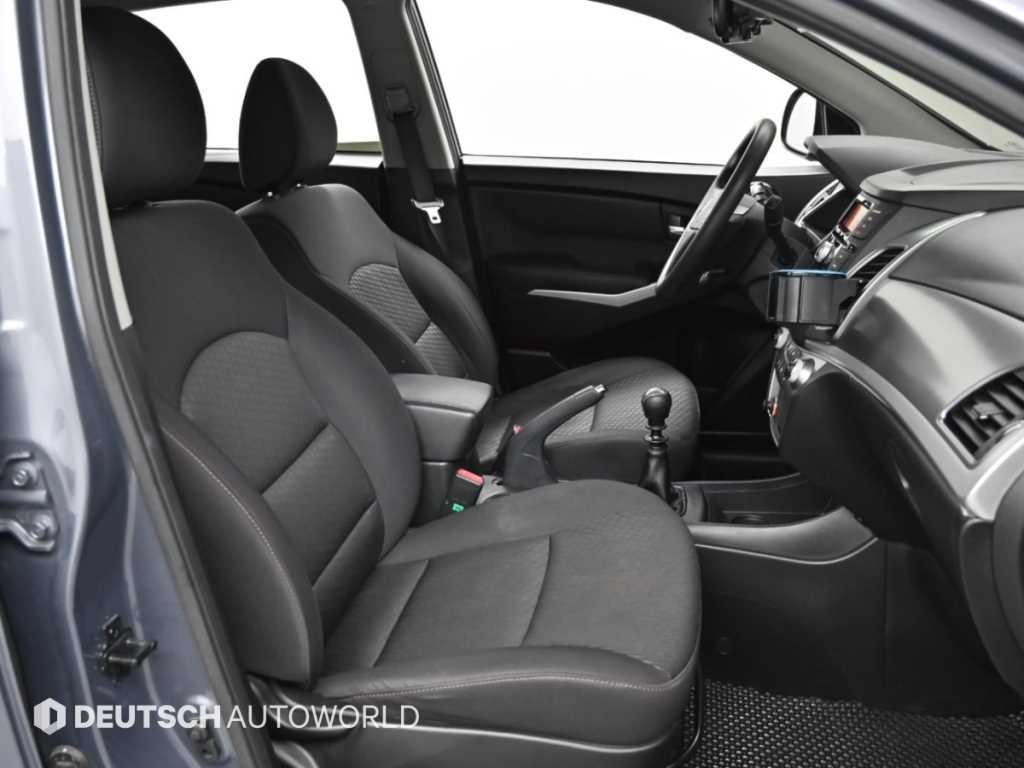 KG모빌리티(쌍용) 코란도 뉴코란도C 4WD 2.0 KX 이미지 10