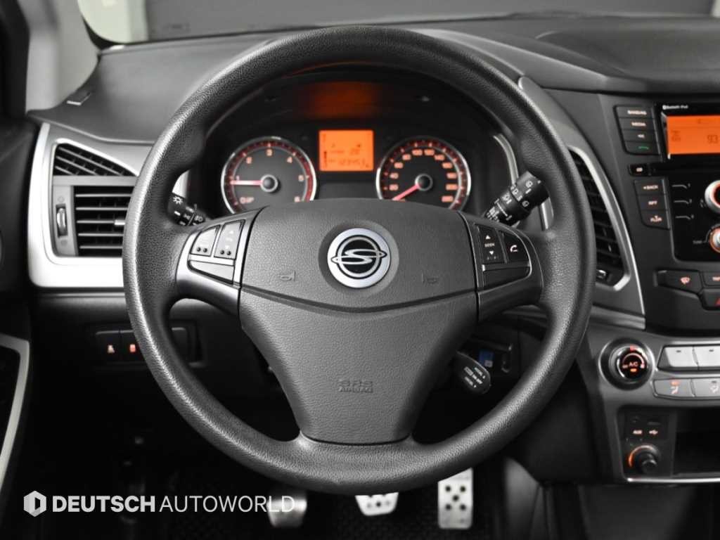 KG모빌리티(쌍용) 코란도 뉴코란도C 4WD 2.0 KX 이미지 13