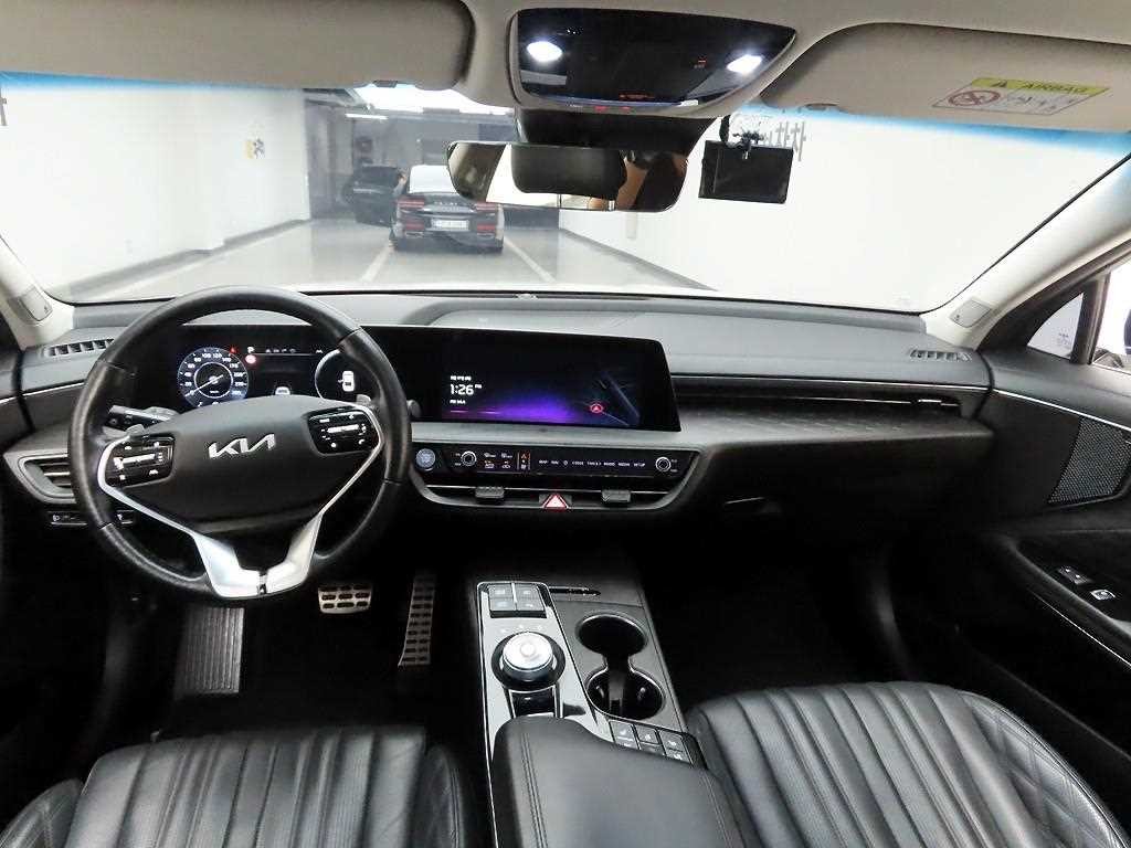 기아 K8 2.5 2WD 시그니처 이미지 6