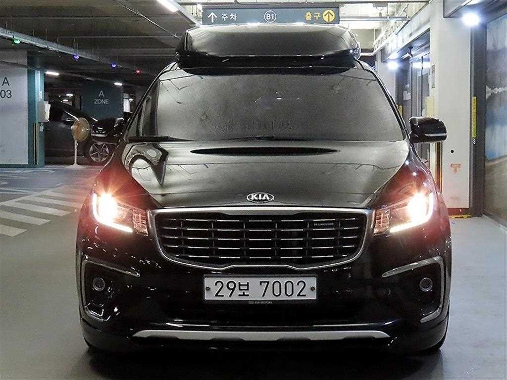 기아 카니발 더 뉴 카니발 디젤 9인승 하이리무진 럭셔리 이미지 2