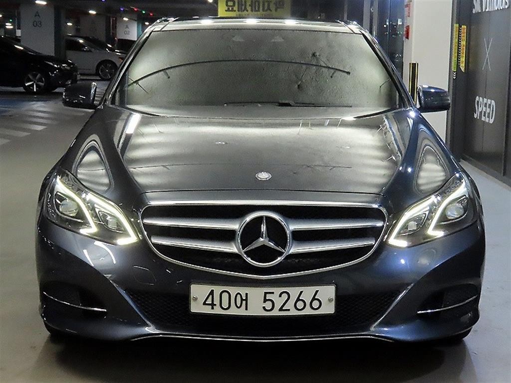 벤츠 E 클래스 E-클래스 W212 E300 4MATIC 아방가르드 이미지 2