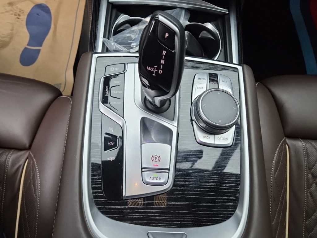 BMW 7시리즈 7시리즈 (G11) 730Ld xDrive M 스포츠 이미지 10