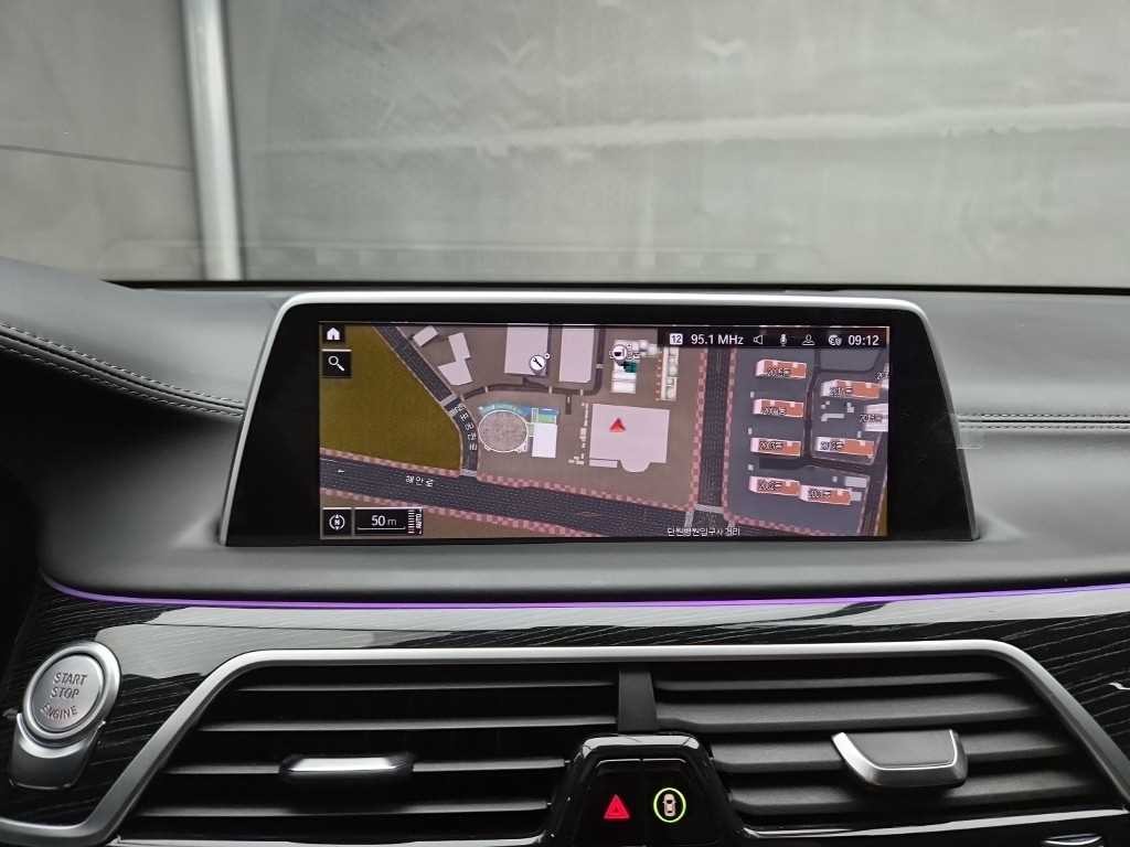 BMW 7시리즈 7시리즈 (G11) 730Ld xDrive M 스포츠 이미지 13