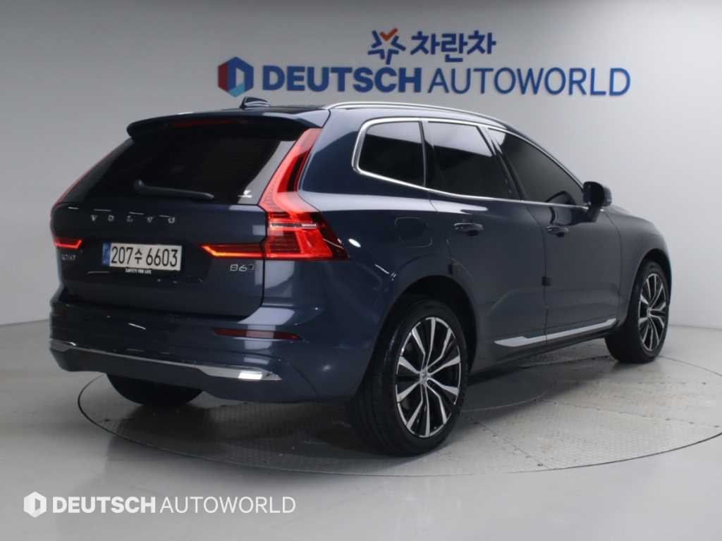 볼보 XC60 XC60(2세대) B6 AWD 얼티메이트 브라이트 이미지 2