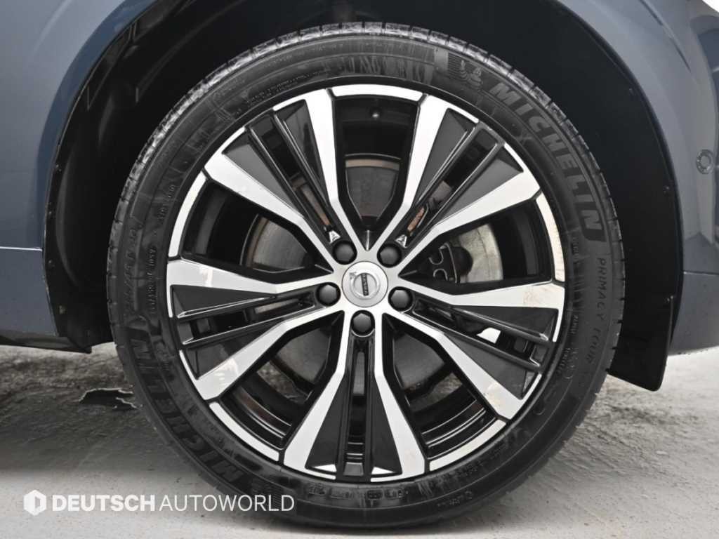 볼보 XC60 XC60(2세대) B6 AWD 얼티메이트 브라이트 이미지 5