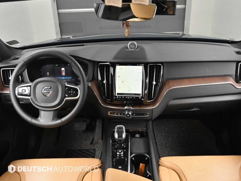 볼보 XC60 XC60(2세대) B6 AWD 얼티메이트 브라이트 이미지 7