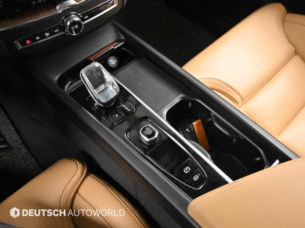 볼보 XC60 XC60(2세대) B6 AWD 얼티메이트 브라이트 이미지 9