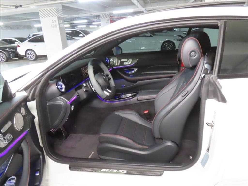 벤츠 E 클래스 E-클래스 W213 E53 AMG 4MATIC+ 쿠페 이미지 13