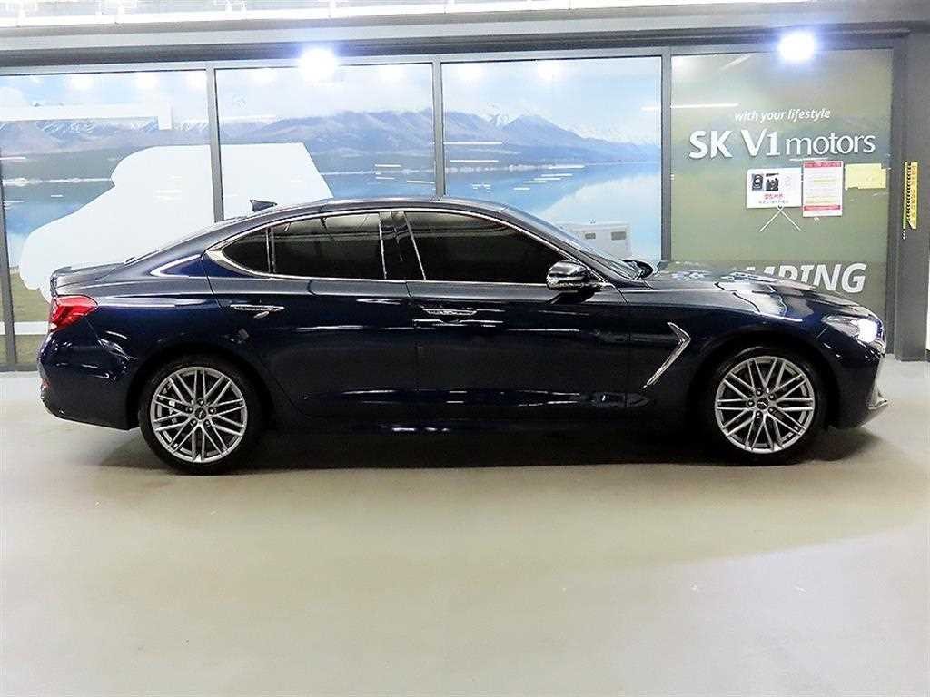 제네시스 G70 2.0T 어드밴스드 이미지 3