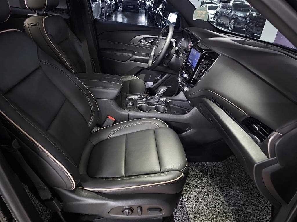 쉐보레 트래버스 3.6 AWD 레드라인 이미지 14