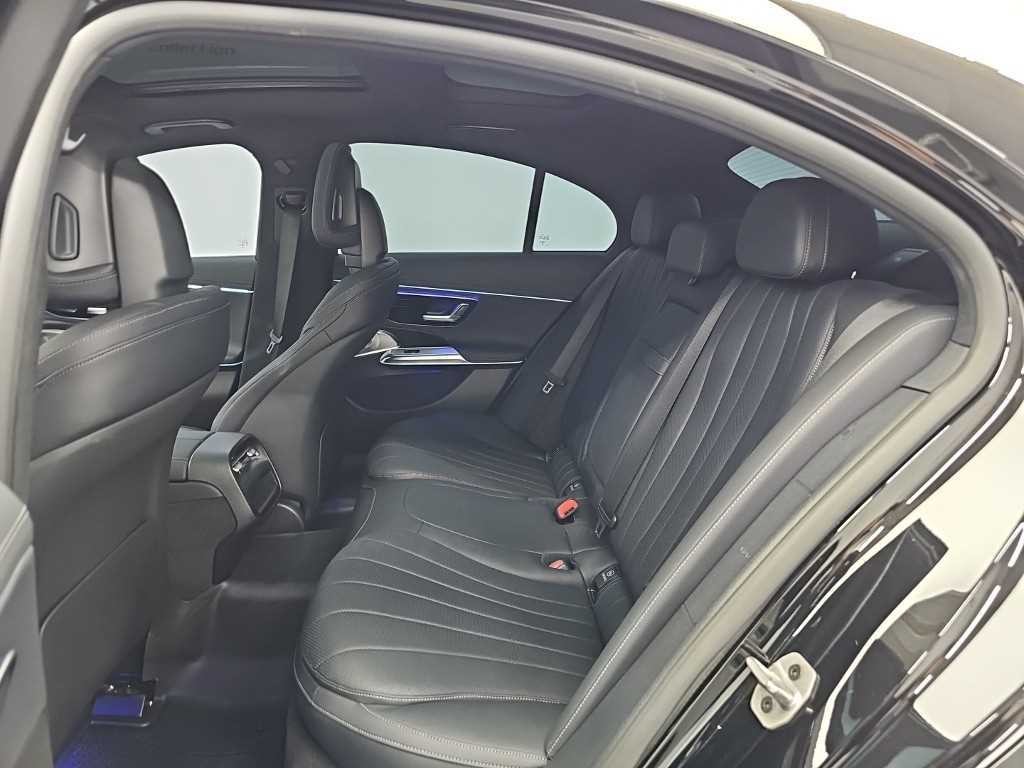 벤츠 E 클래스 E-클래스 W214 E300 4MATIC 익스클루시브 이미지 12