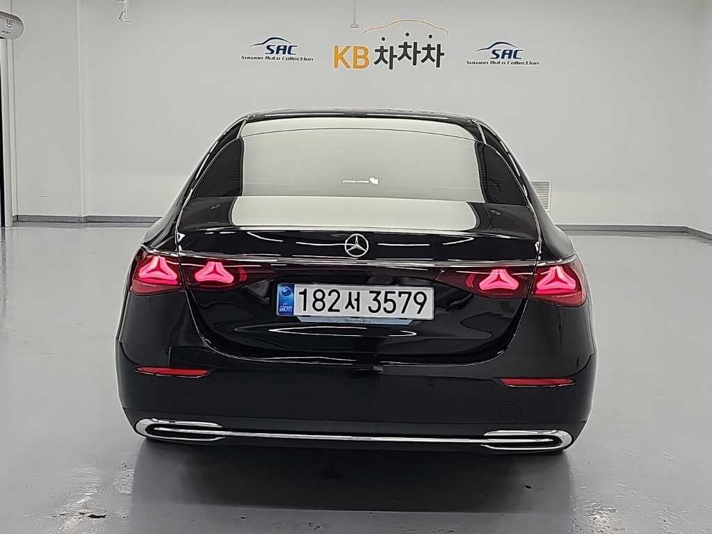 벤츠 E 클래스 E-클래스 W214 E300 4MATIC 익스클루시브 이미지 3